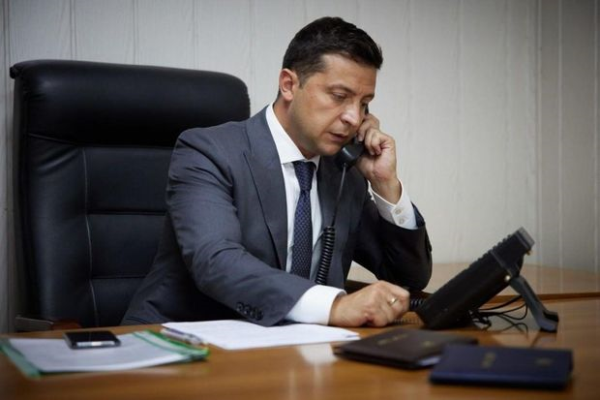 İsrailin baş naziri son sutkada üçüncü dəfə Zelenski ilə danışıb
